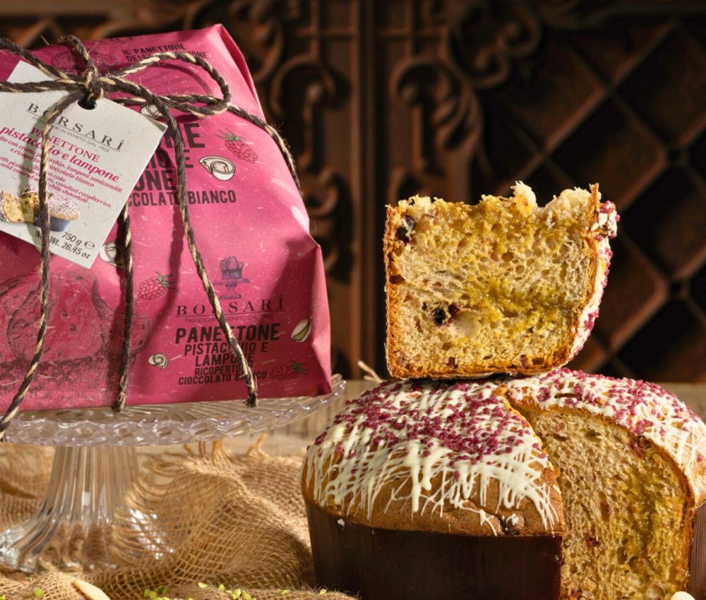 white chocolate and raspberries panettone